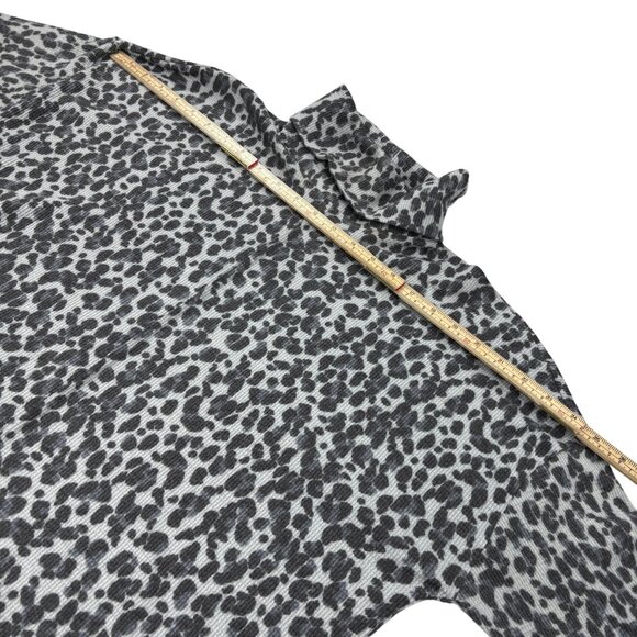 Vince Camuto Leopard Print Gray & Black Knit Turtleneck Sweater Womens L - Picture 6 of 11